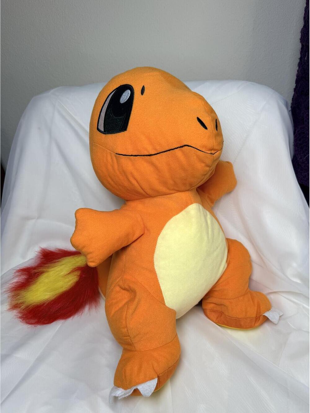 Pokémon Charmander Large Plush Toy 18.5” Tall 2018 Toy Factory